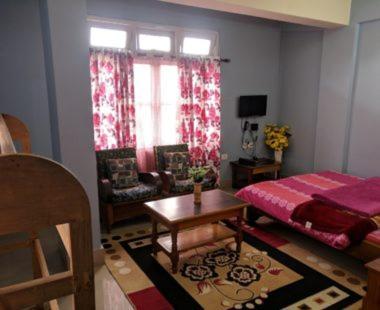 Hotel Mon Kyimojong Tawang Esterno foto